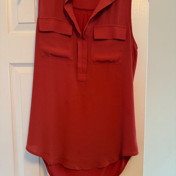 Beautiful coral color silk Loft collared tank top- size x small - Picture 5 of 6